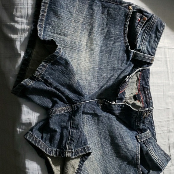 Tommy Hilfiger Jean Shorts - Picture 3 of 4